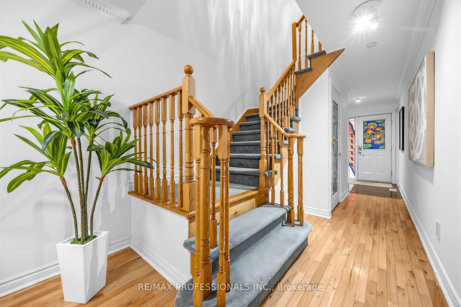 7 Briarly Lane • Toronto, ON photo 14