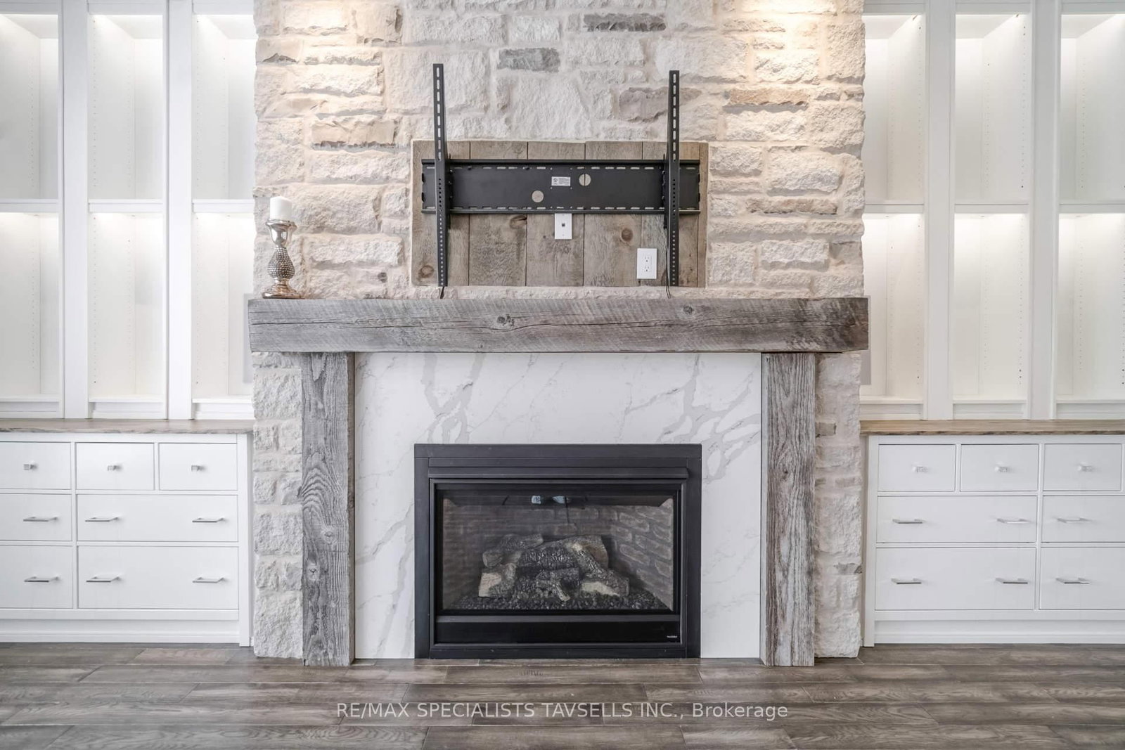 7 Dolan Drive • Caledon, ON photo 5