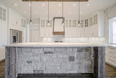 7 Dolan Drive • Caledon, ON photo 9
