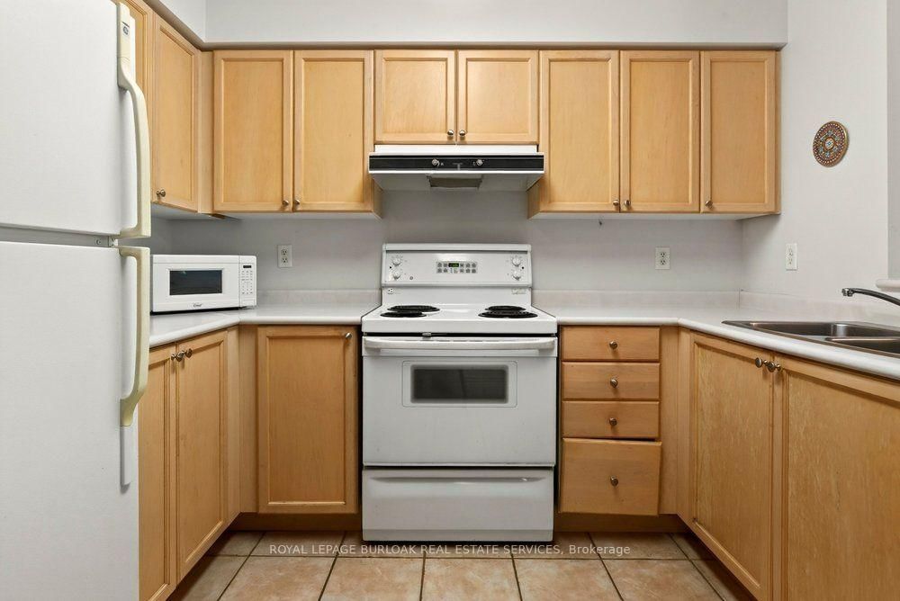 2565 Erin Centre Boulevard • #402 • Mississauga, ON photo 11