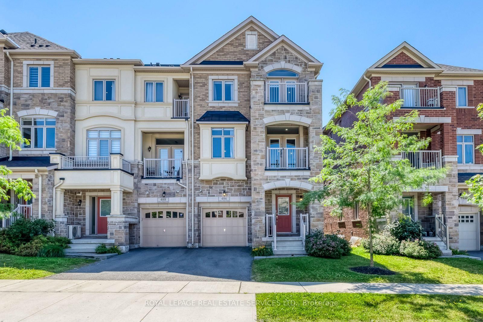 486 Silver Maple Road • Oakville, ON photo 1