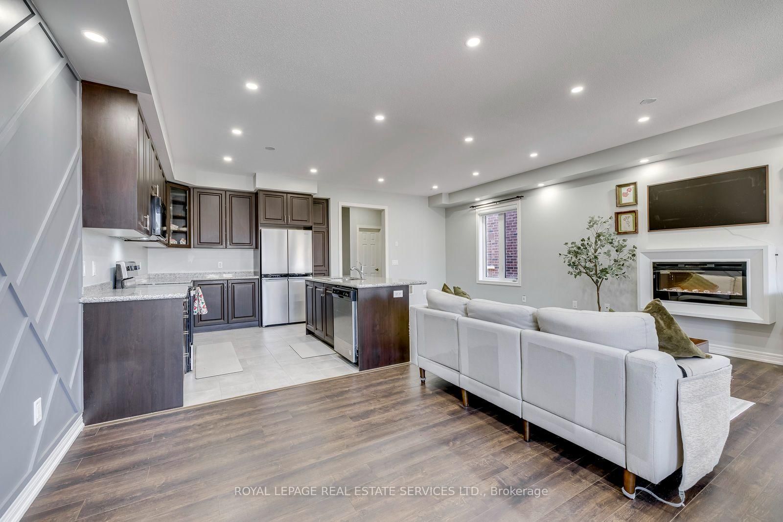486 Silver Maple Road • Oakville, ON photo 18