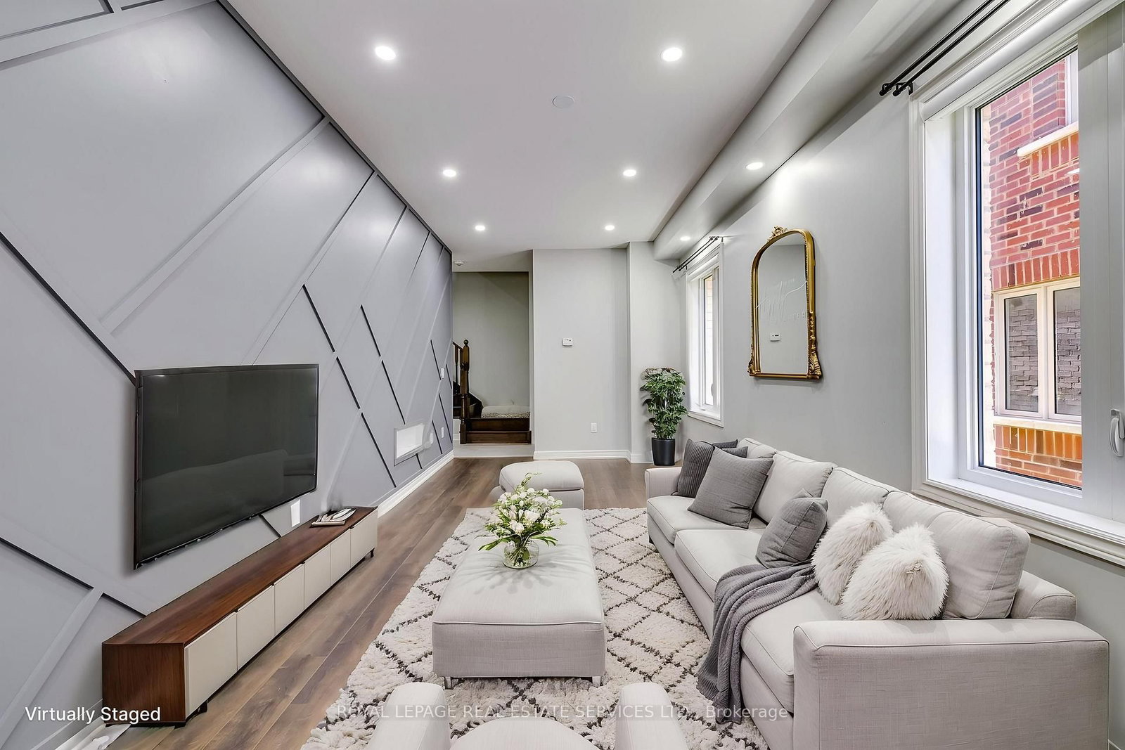 486 Silver Maple Road • Oakville, ON photo 5