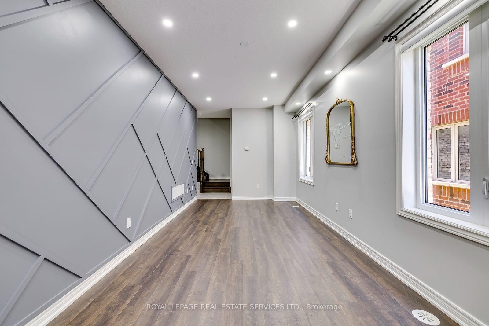 486 Silver Maple Road • Oakville, ON photo 6