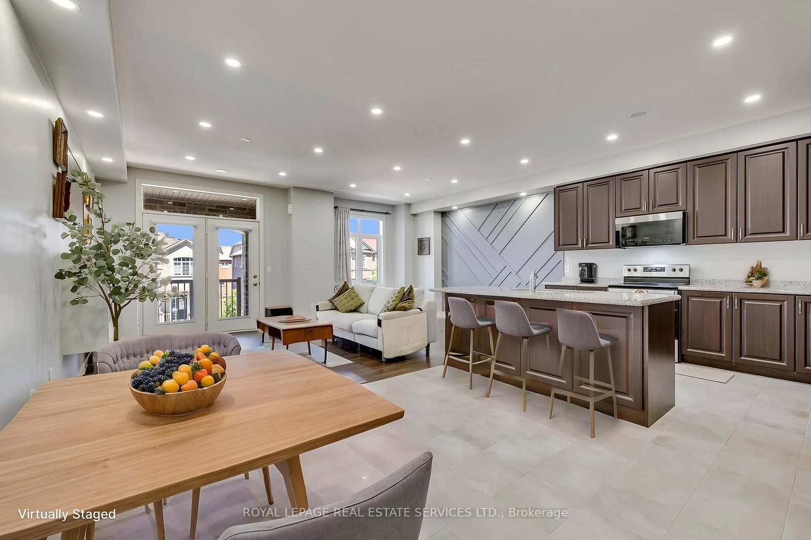 486 Silver Maple Road • Oakville, ON photo 8