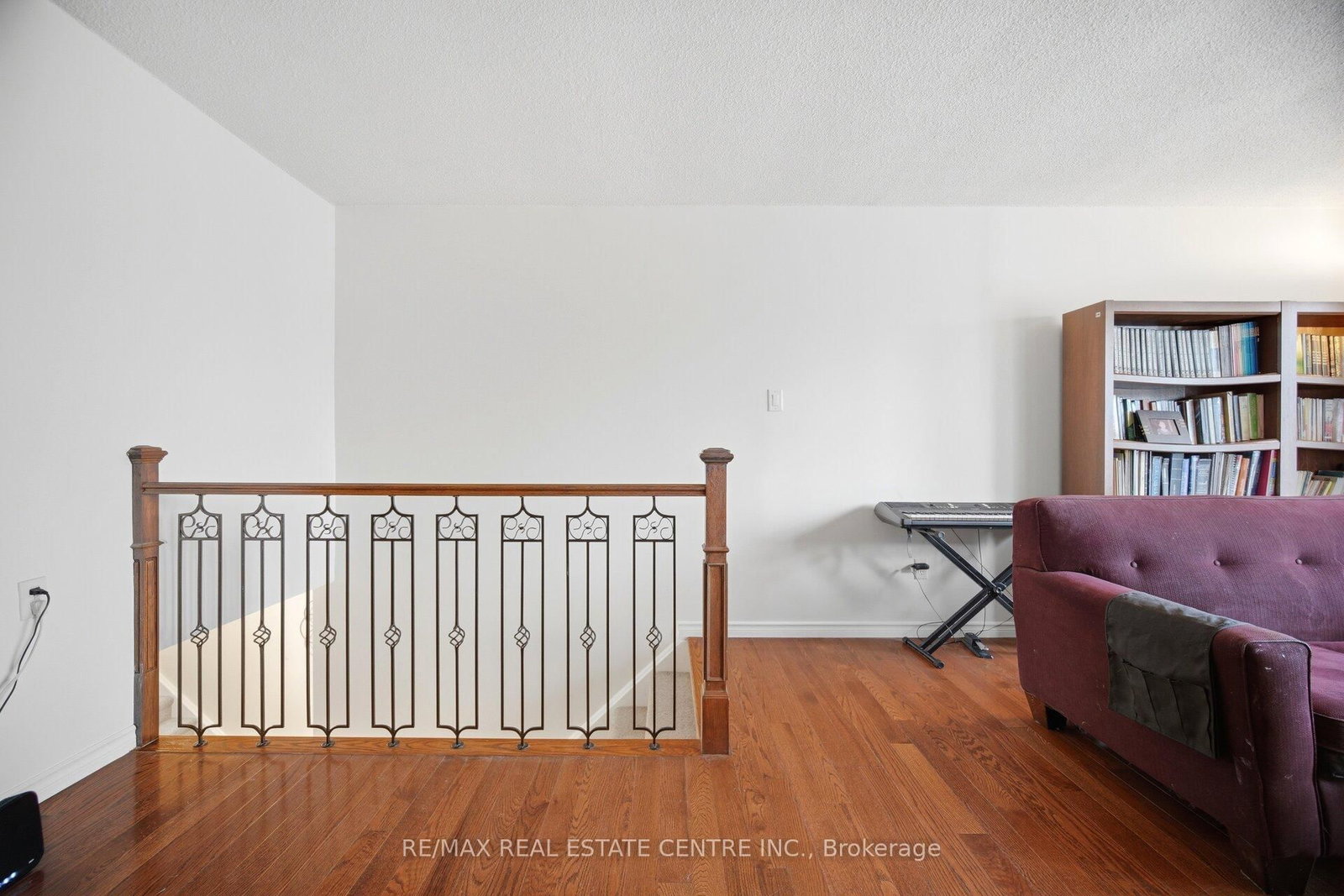 6884 Edenwood Drive • Mississauga, ON photo 15