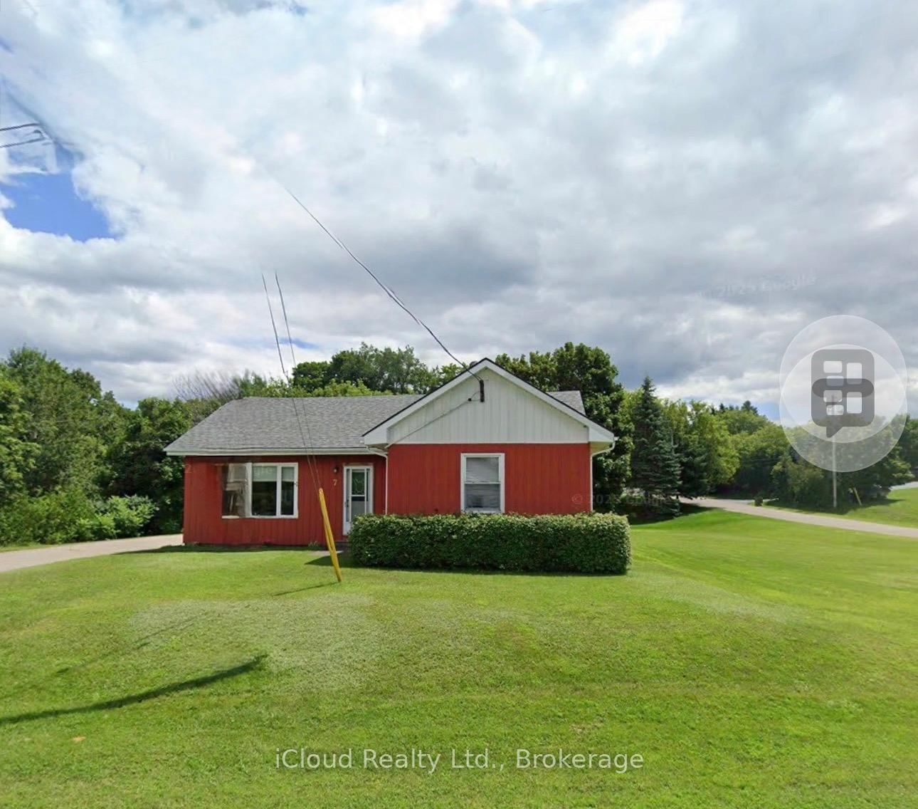 7 W King Street • Caledon, ON photo 3