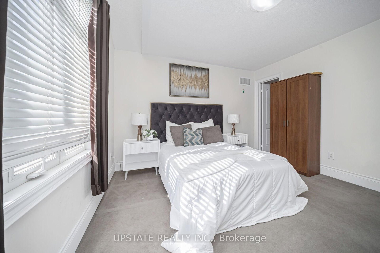 2 Beachville Circle • Brampton, ON photo 28