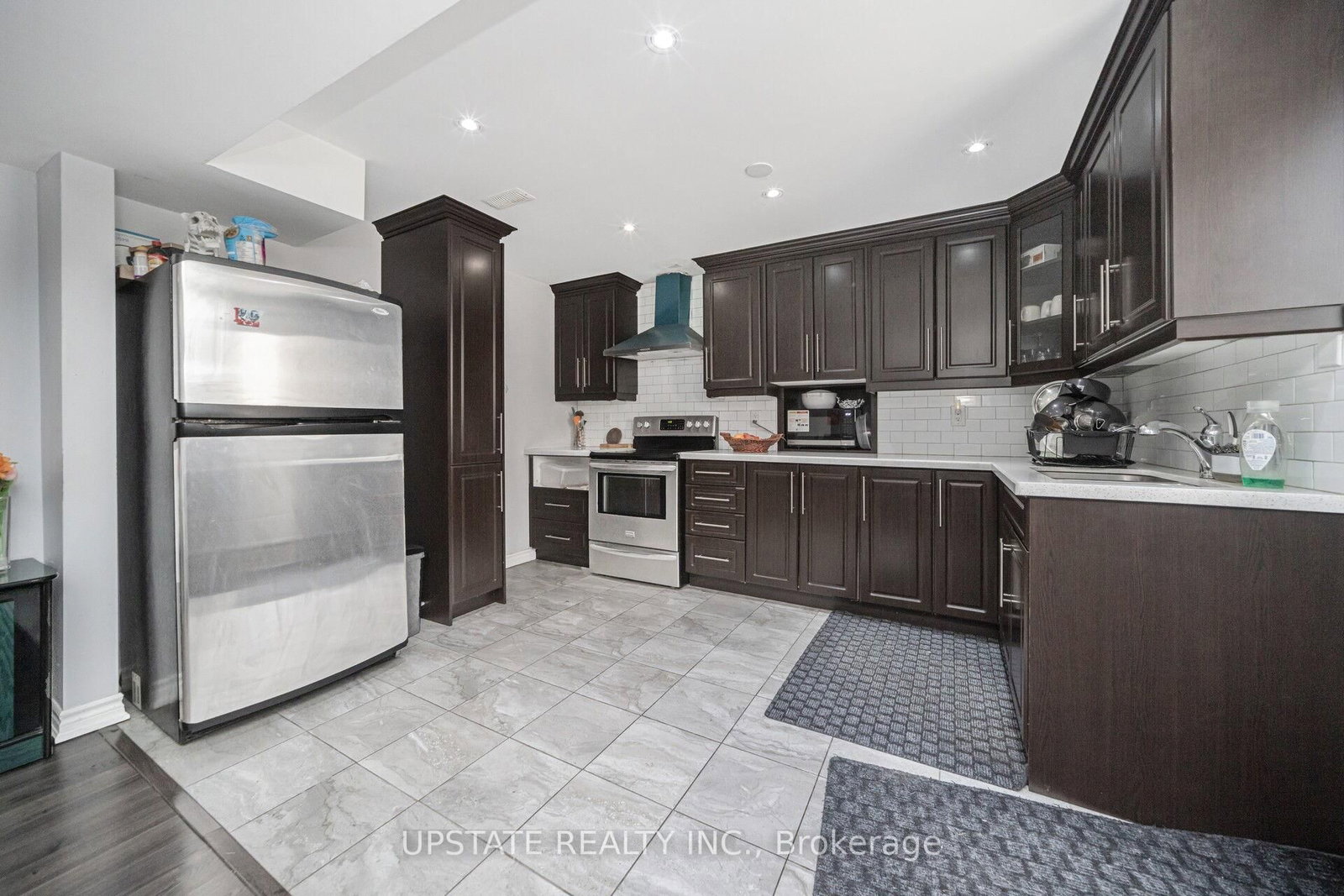 2 Beachville Circle • Brampton, ON photo 33