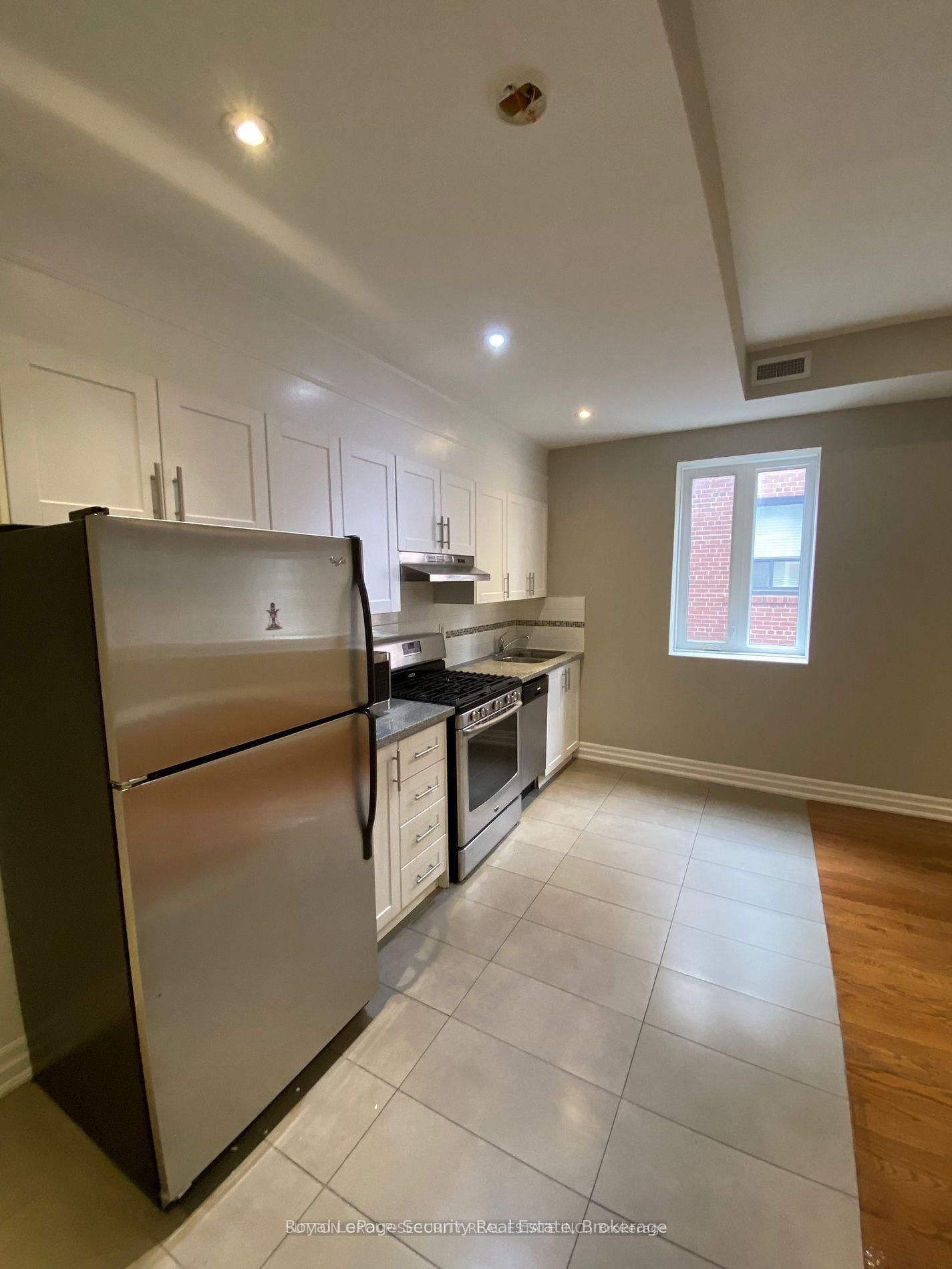 2-48 Station Road, Toronto, ON, photo 5