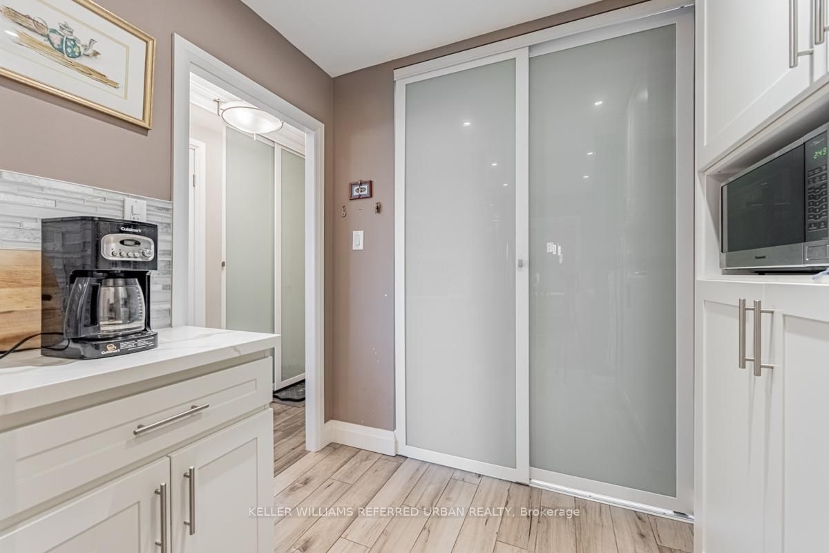 3025 Queen Frederica Drive • #1007 • Mississauga, ON photo 17