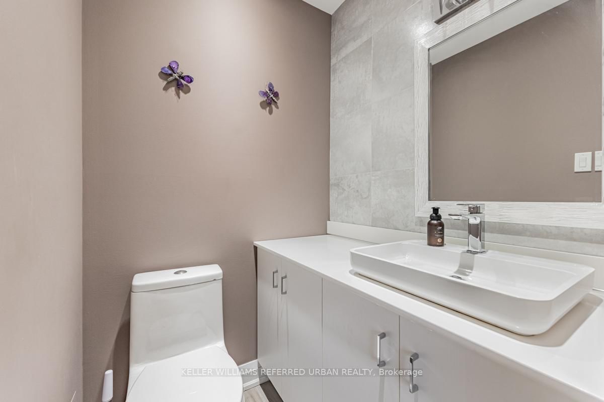 3025 Queen Frederica Drive • #1007 • Mississauga, ON photo 22