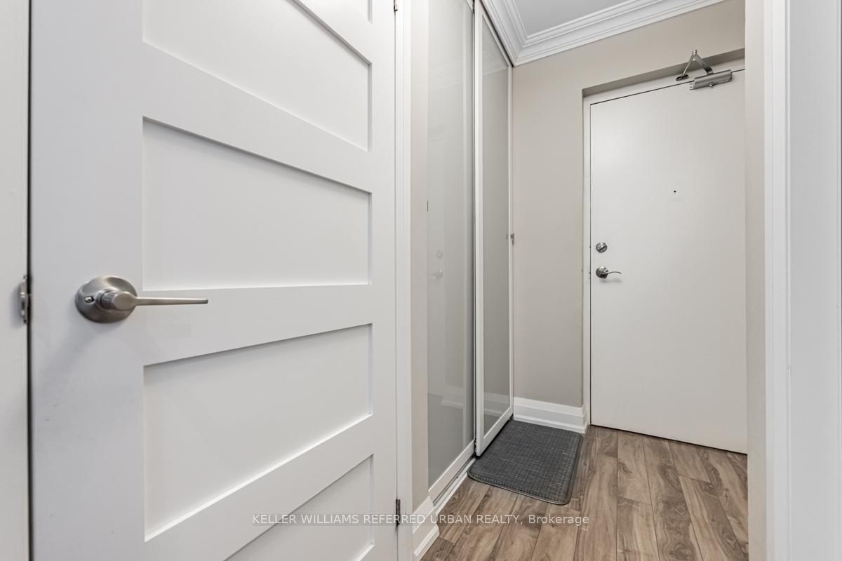 3025 Queen Frederica Drive • #1007 • Mississauga, ON photo 5