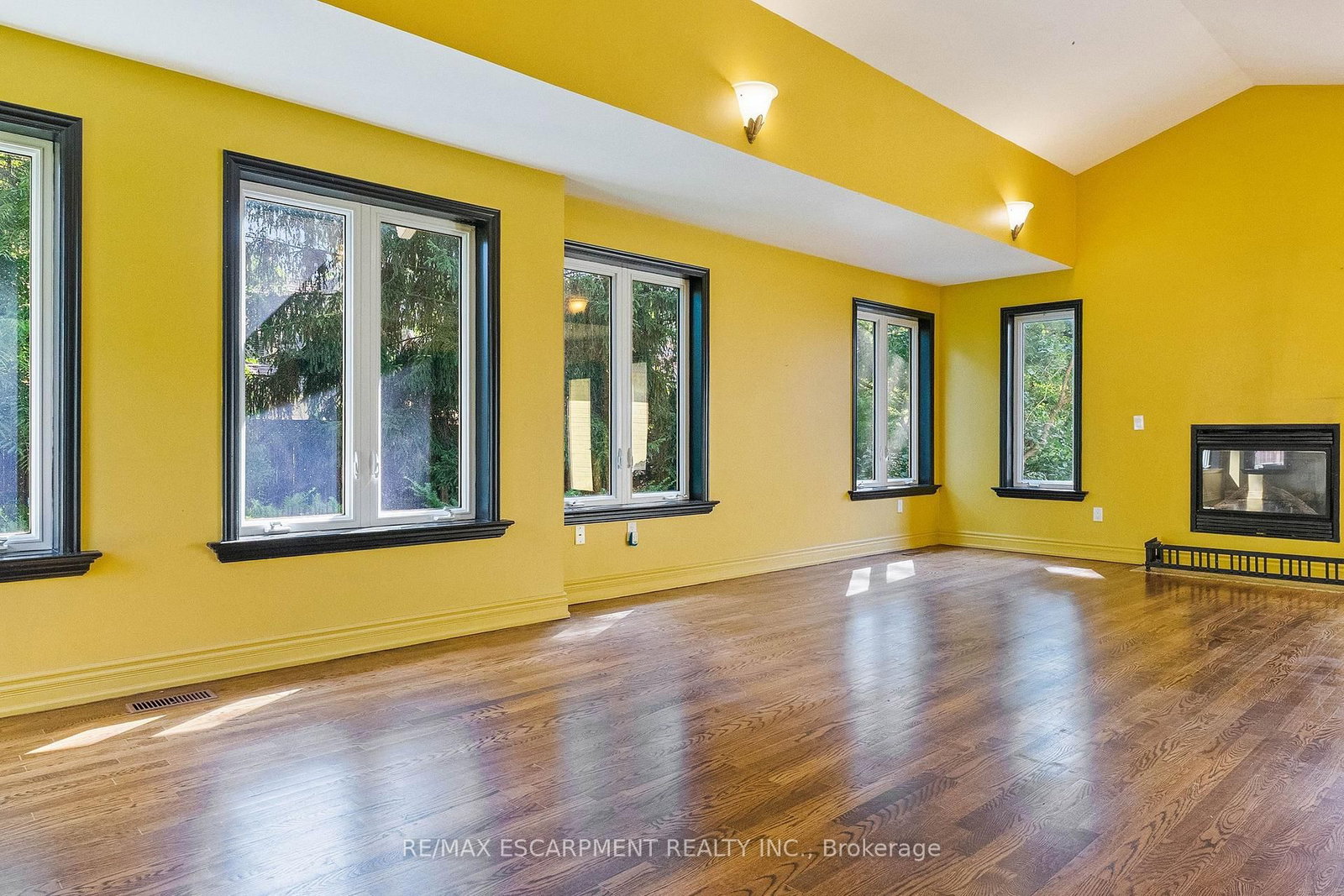 1273 Clarkson Road N • Mississauga, ON photo 10