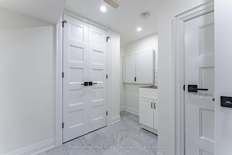 3395 Post Oakville,ON L6H 0Z2 — Photo 32
