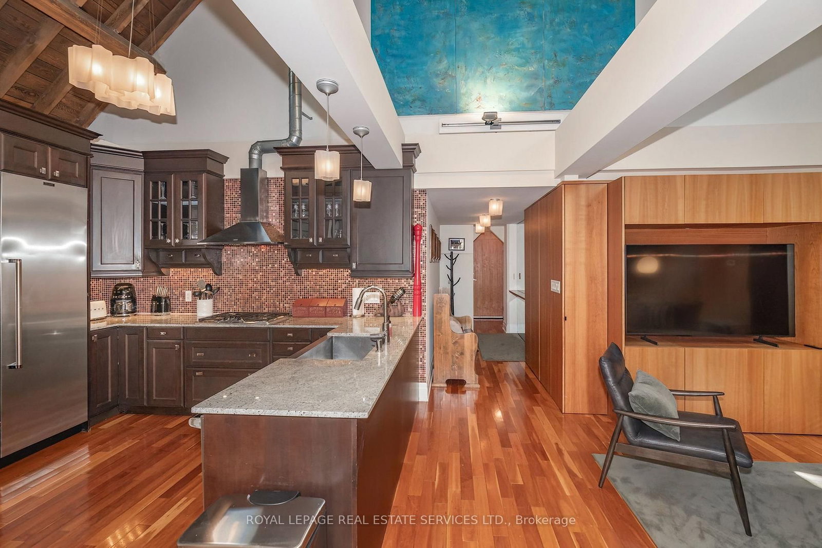 384 Sunnyside Avenue • #308 • Toronto, ON photo 11