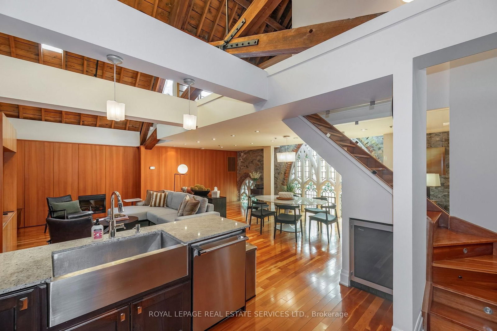 384 Sunnyside Avenue • #308 • Toronto, ON photo 18