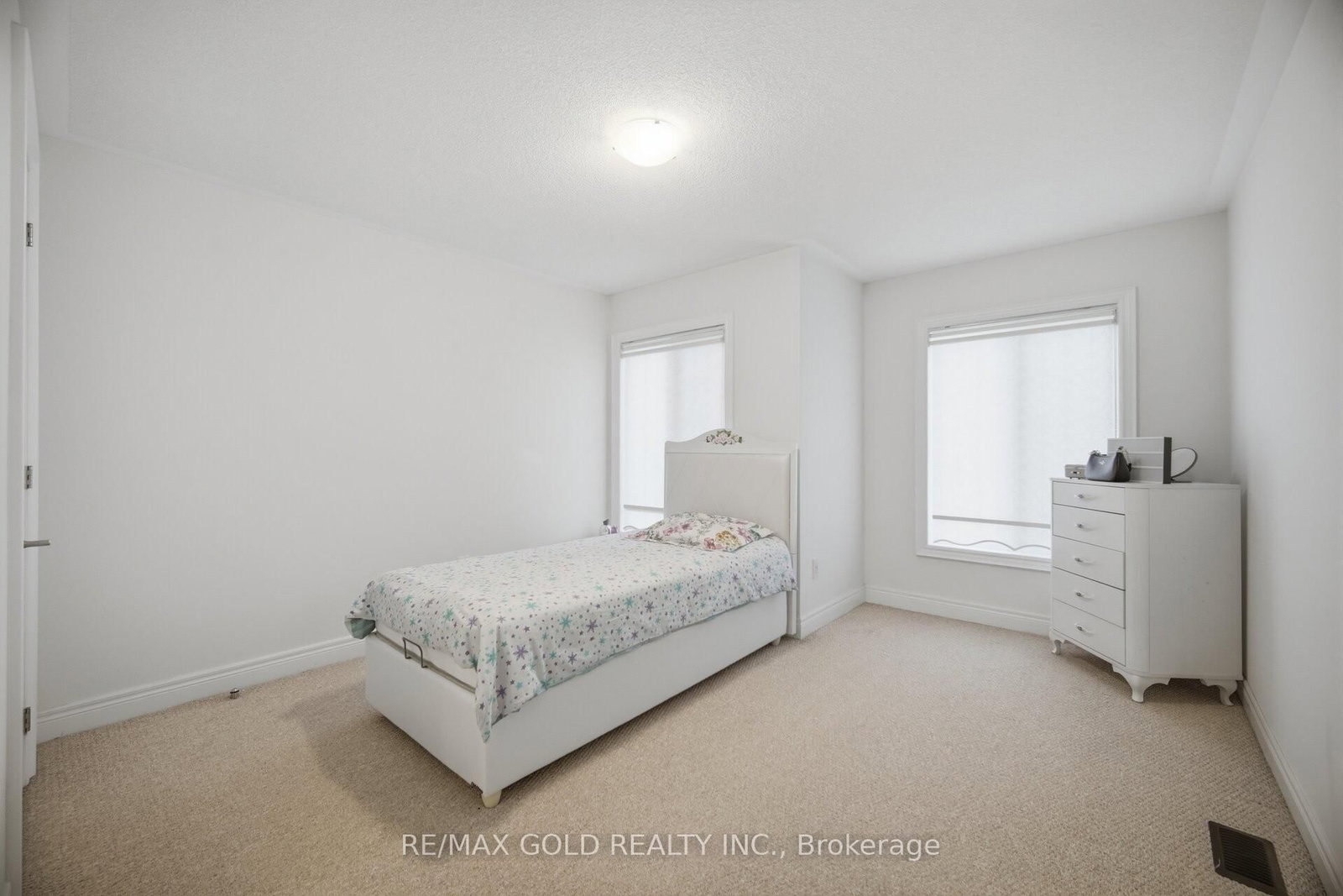 11 Sinatra Street • Brampton, ON photo 17