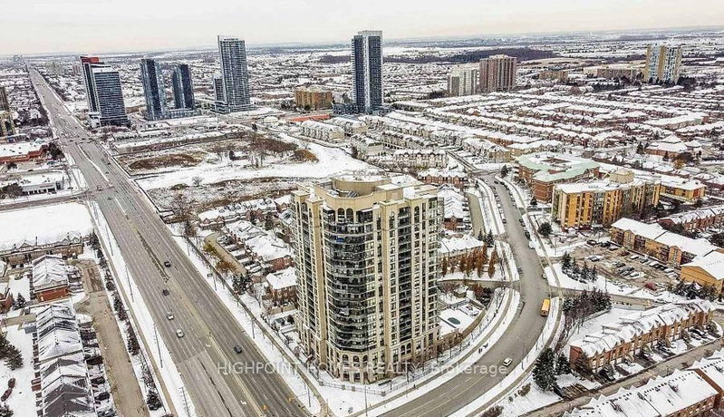 220 Forum Dr photo 4