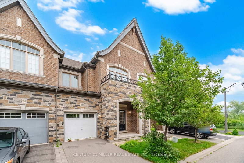 2455 Village Common