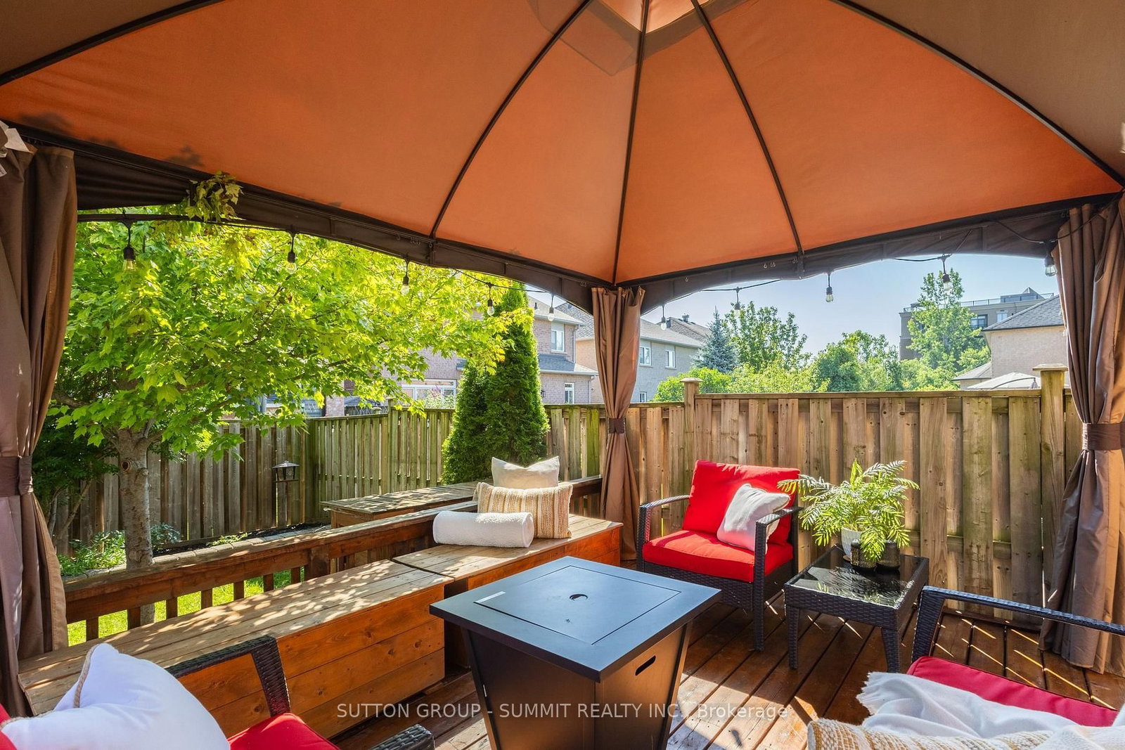 2163 SUTTON Drive • Burlington, ON photo 33