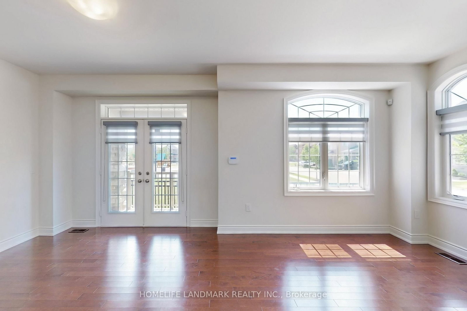 1533 Devine Point • Milton, ON photo 10