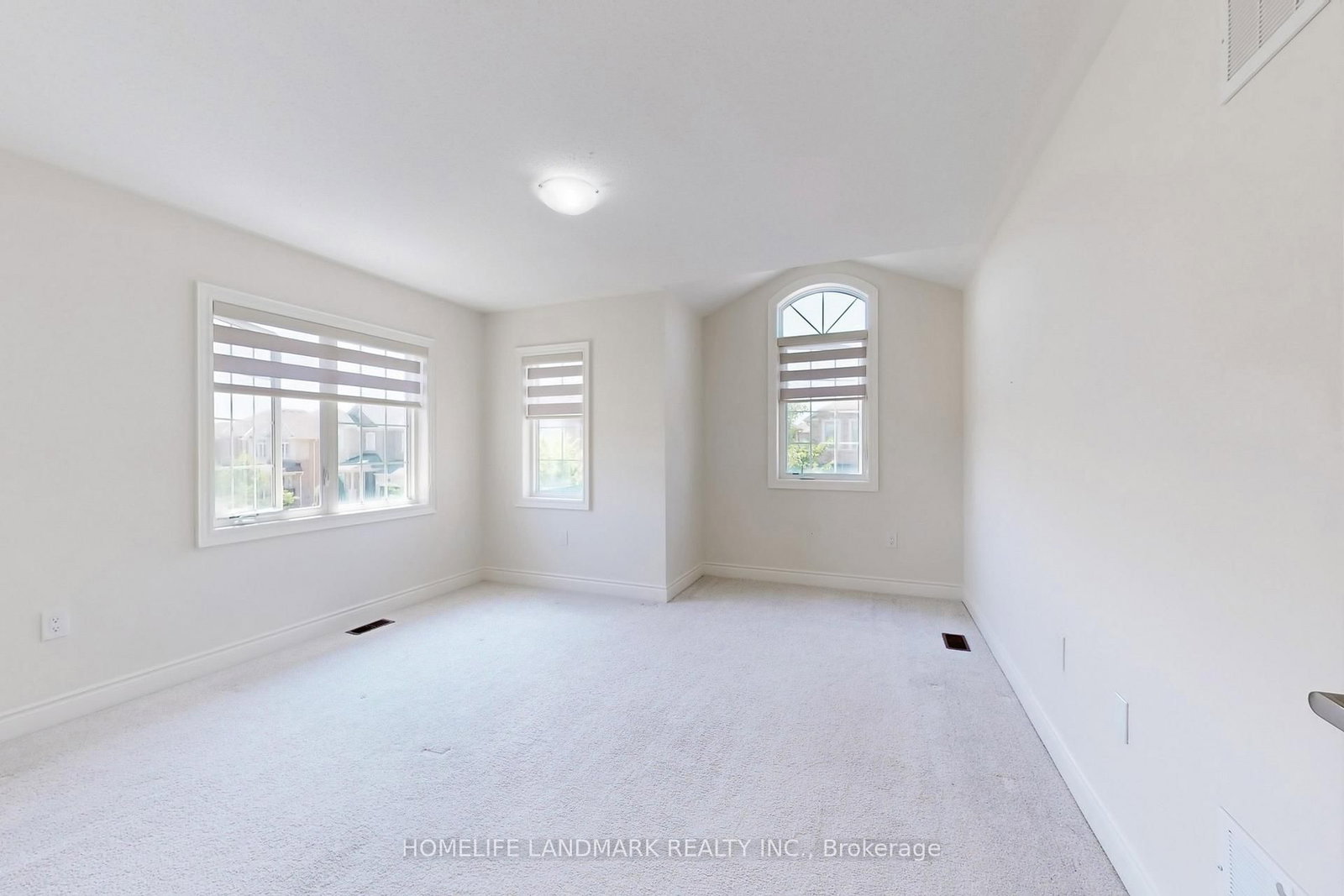 1533 Devine Point • Milton, ON photo 33