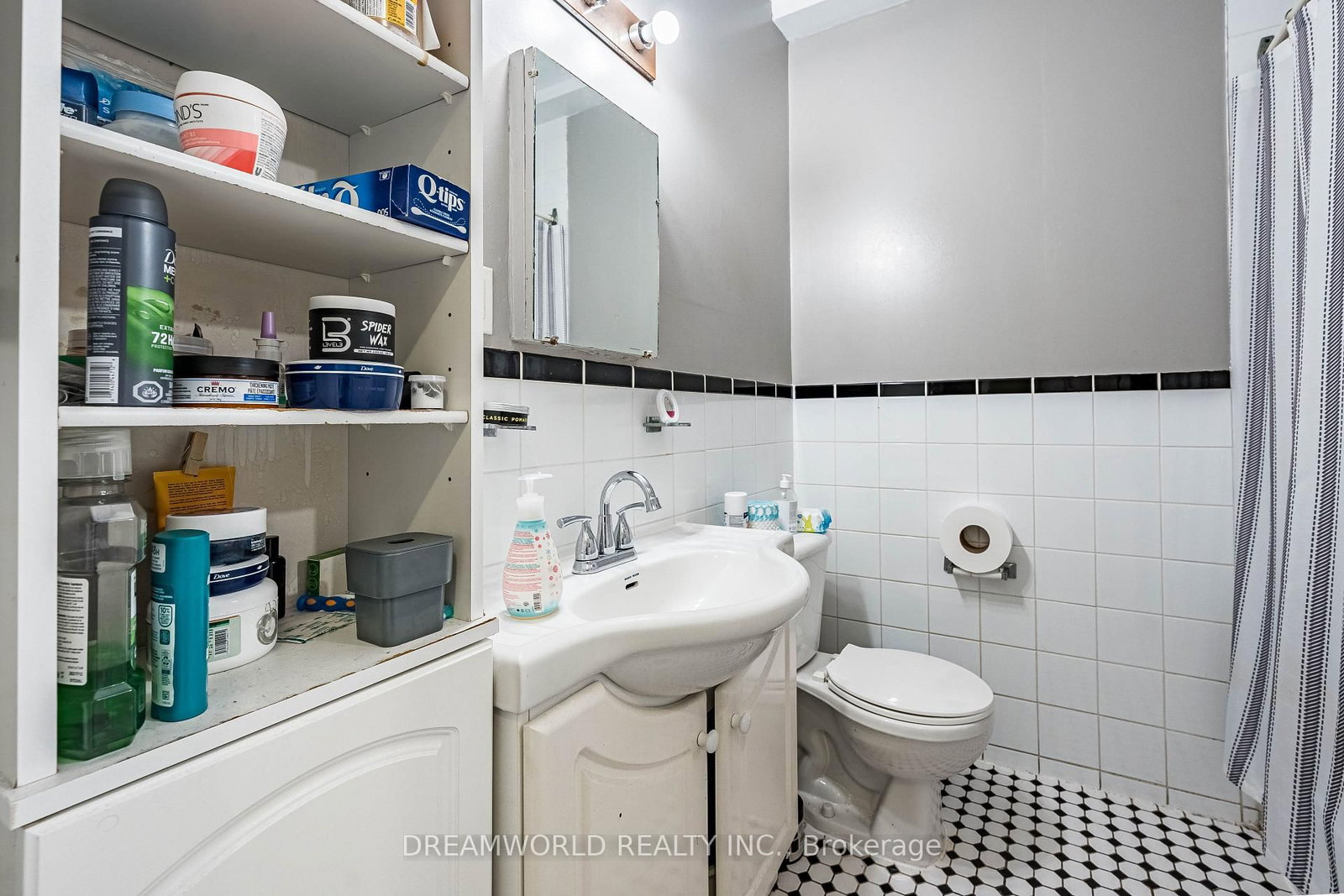 7 Diana Drive • Toronto, ON photo 14