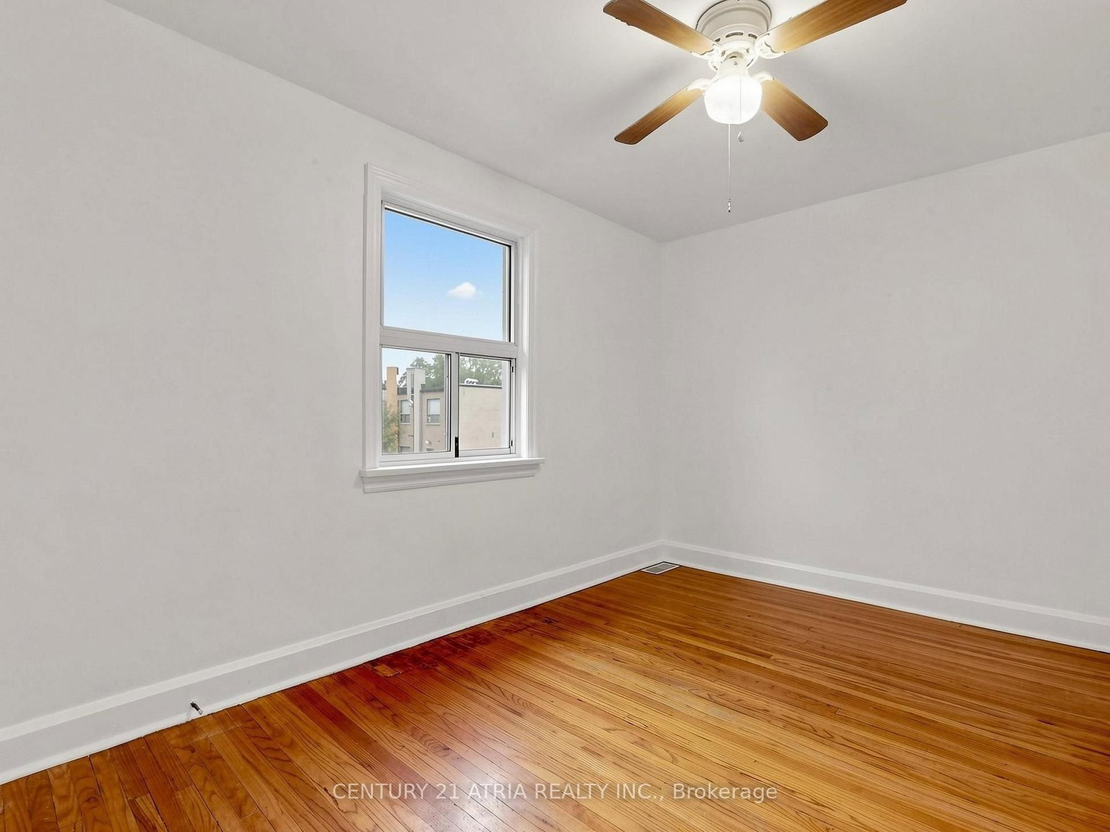 21 Mahoney Avenue • Toronto, ON photo 27
