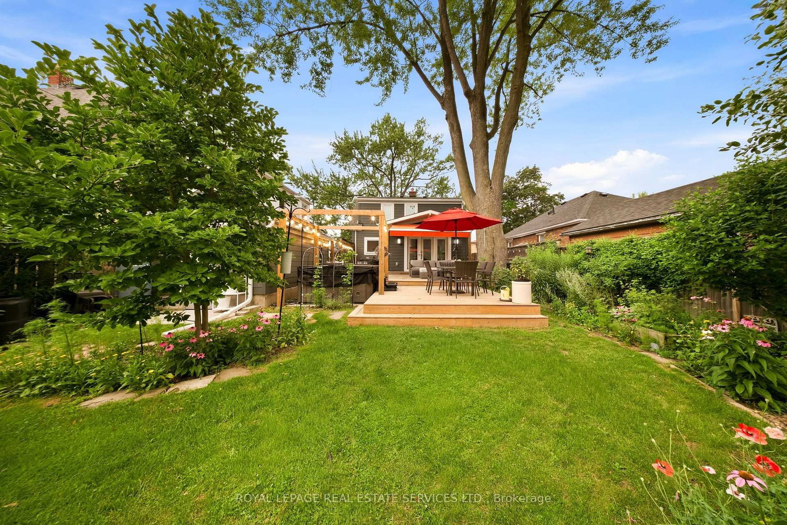 99 Foch Avenue • Toronto, ON photo 37