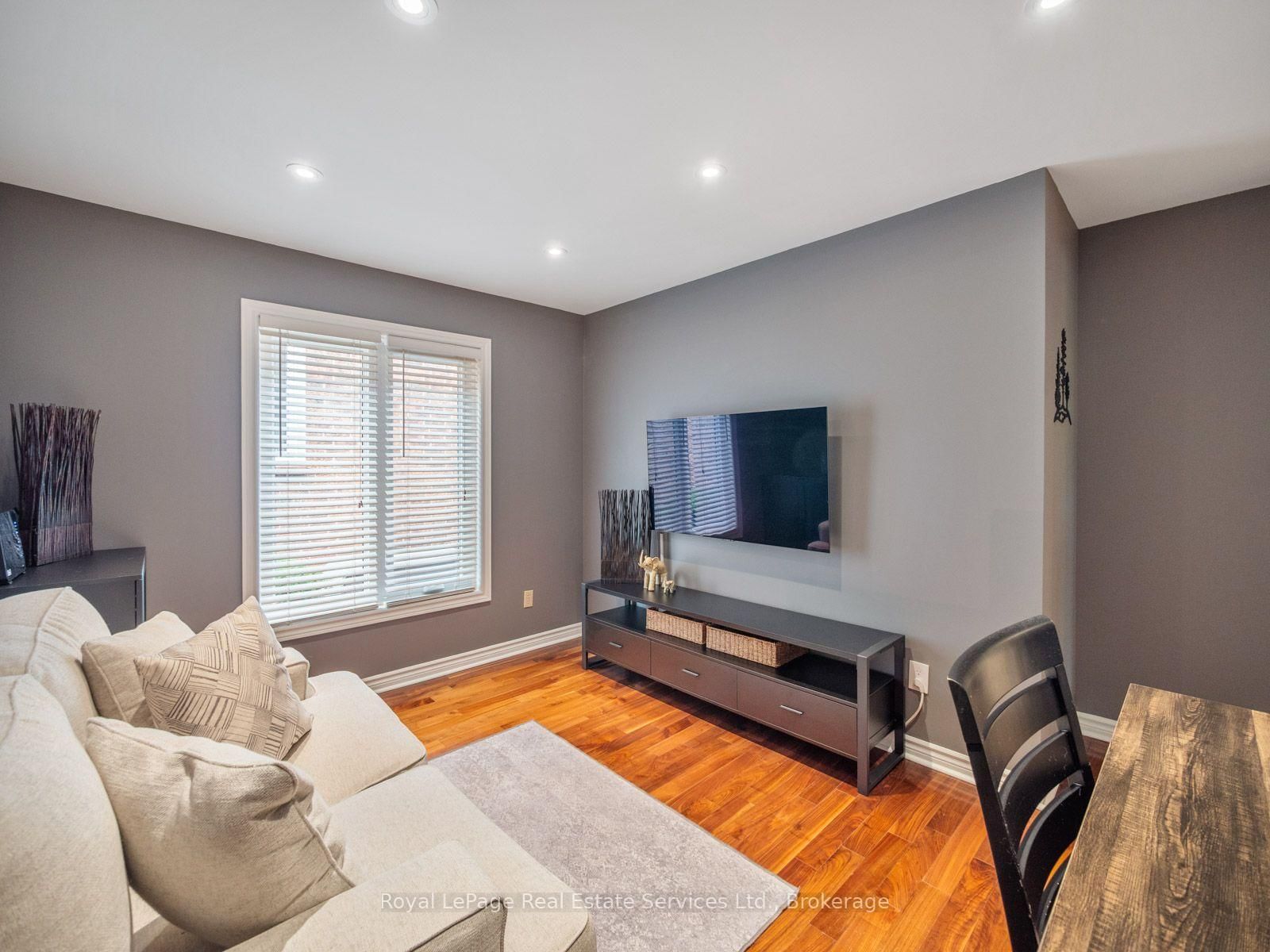 1478 Creekwood Trail • Oakville, ON photo 17