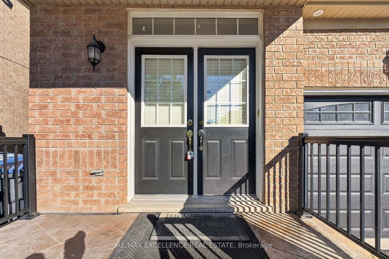 12 Summitgreen Crescent