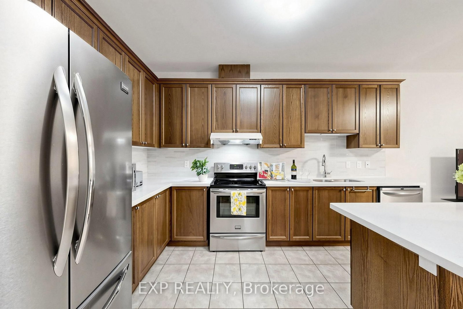 27 Hatton Court • Brampton, ON photo 5