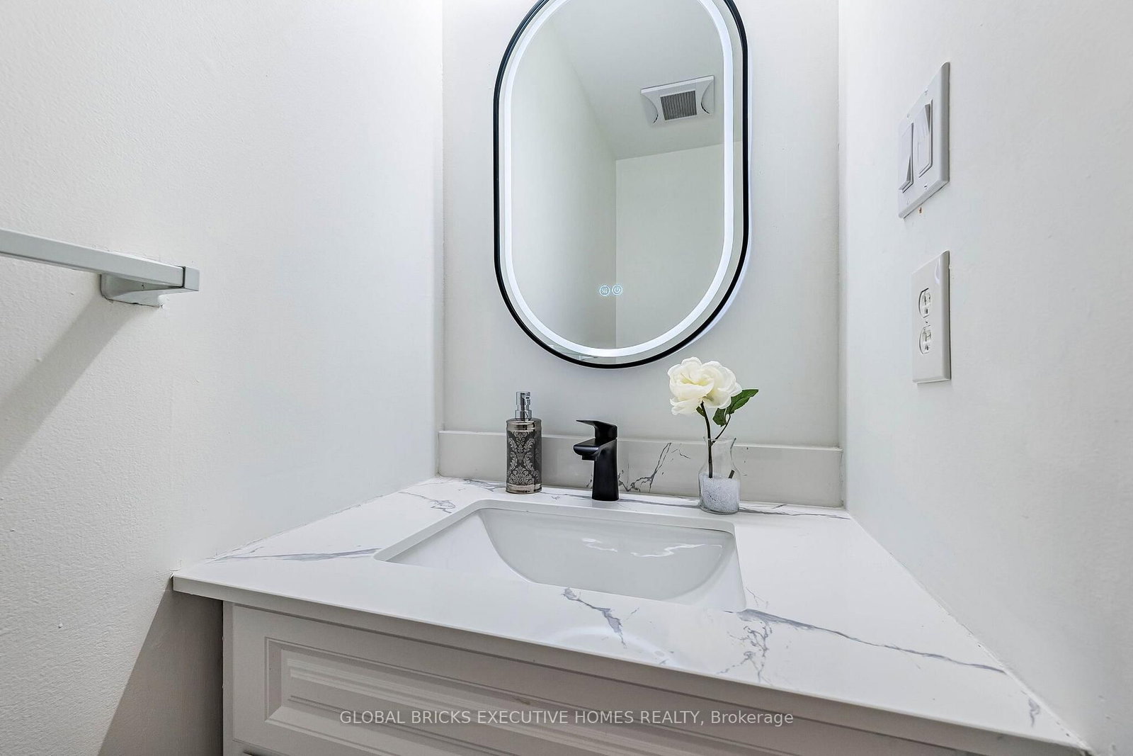 2150 Hunt Crescent • Burlington, ON photo 20