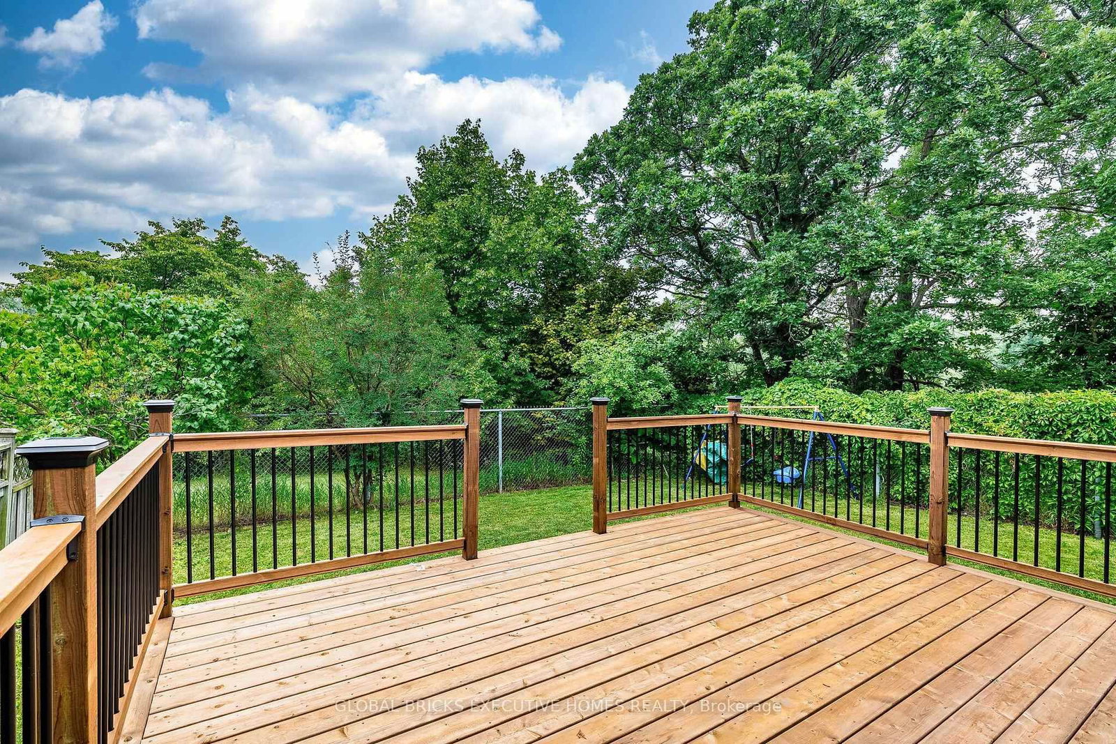 2150 Hunt Crescent • Burlington, ON photo 43