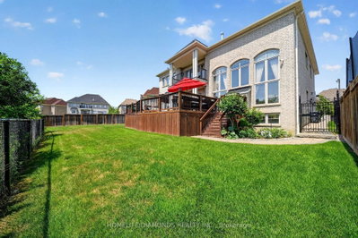 115 LATANIA Boulevard • Brampton, ON photo 8
