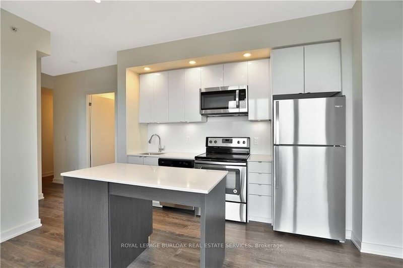 B610 - 5240 Dundas Street