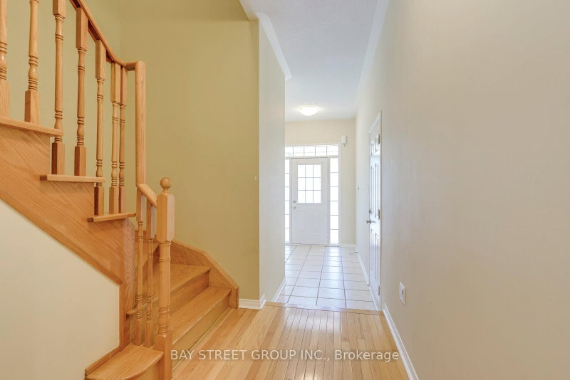 2413 Whistling Springs Crescent