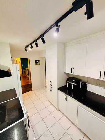 2929 Aquitaine Avenue • #705 • Mississauga, ON photo 9