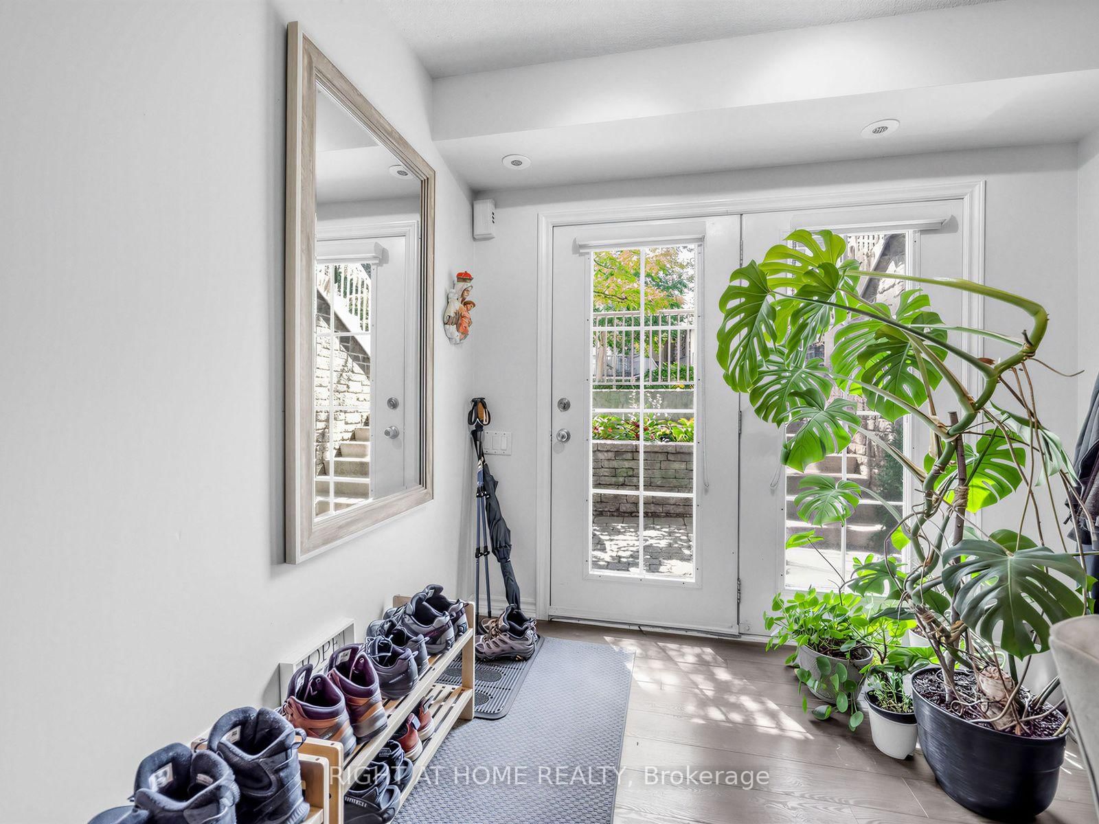 95 The Queensway • #61 • Toronto, ON photo 12