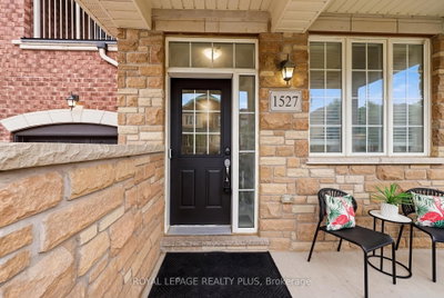 1527 Carr Landing • Milton, ON photo 8
