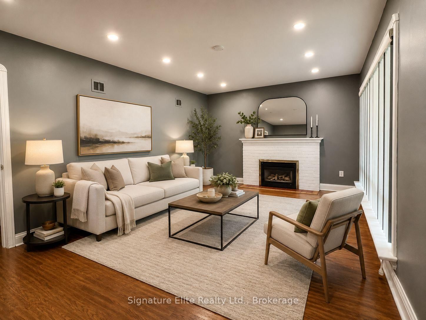 Upper-34 Ovida Avenue, Toronto, ON