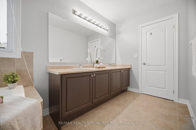 227 Minto Milton,ON L9T 7P4 — Photo 32