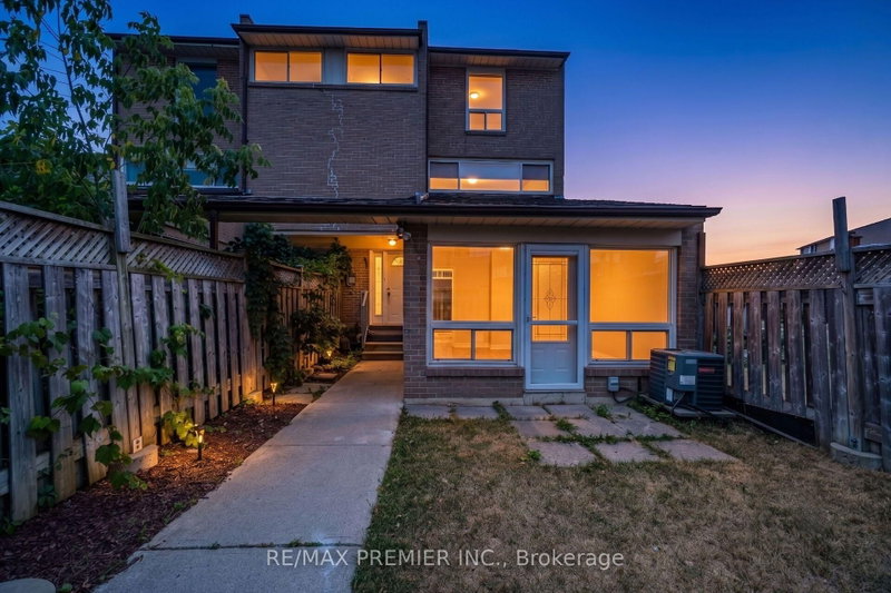 82 - 248 John Garland Boulevard