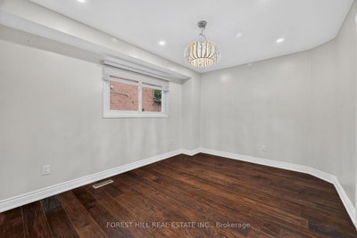55 Castlehill Road • Brampton, ON photo 8