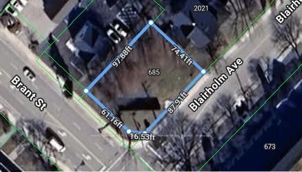 685 Brant Street, Burlington