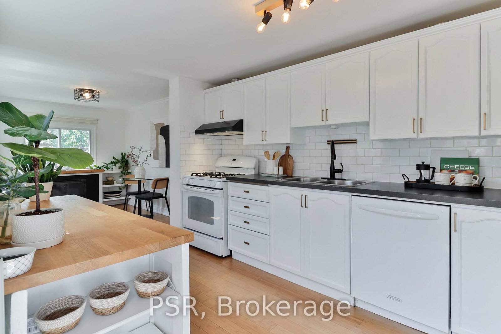 175 Maria Street • Toronto, ON photo 15