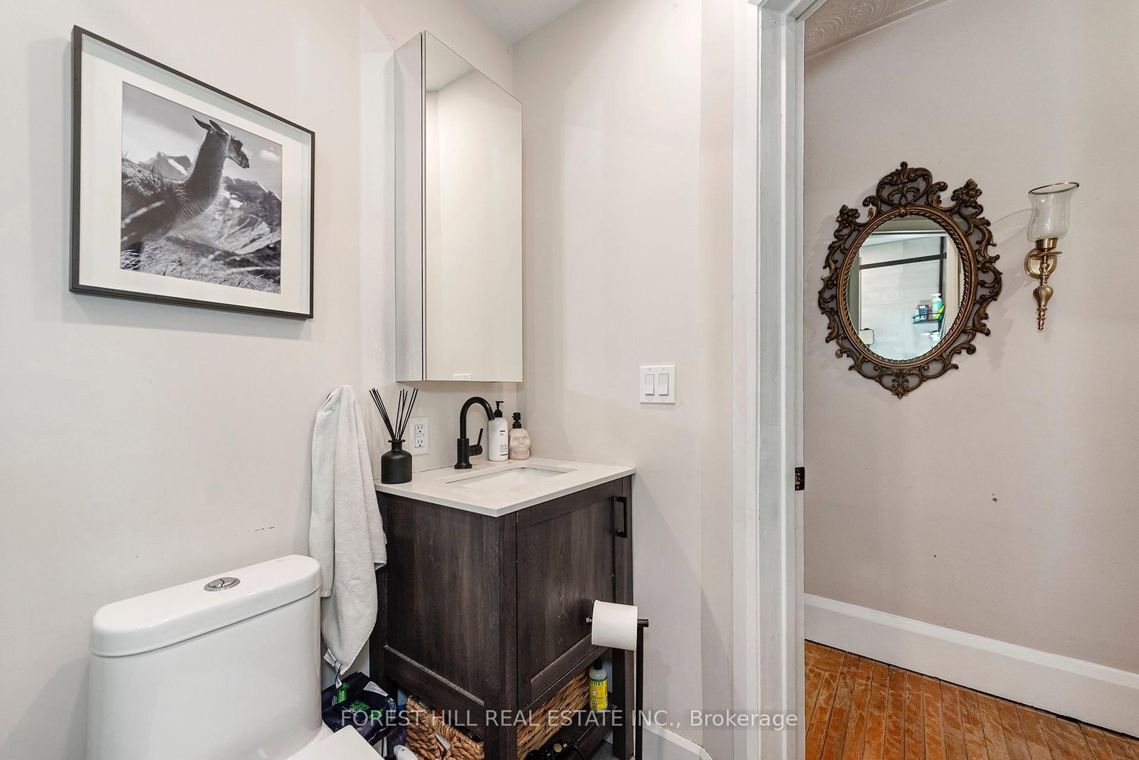 413 Westmoreland Avenue N • Toronto, ON photo 12