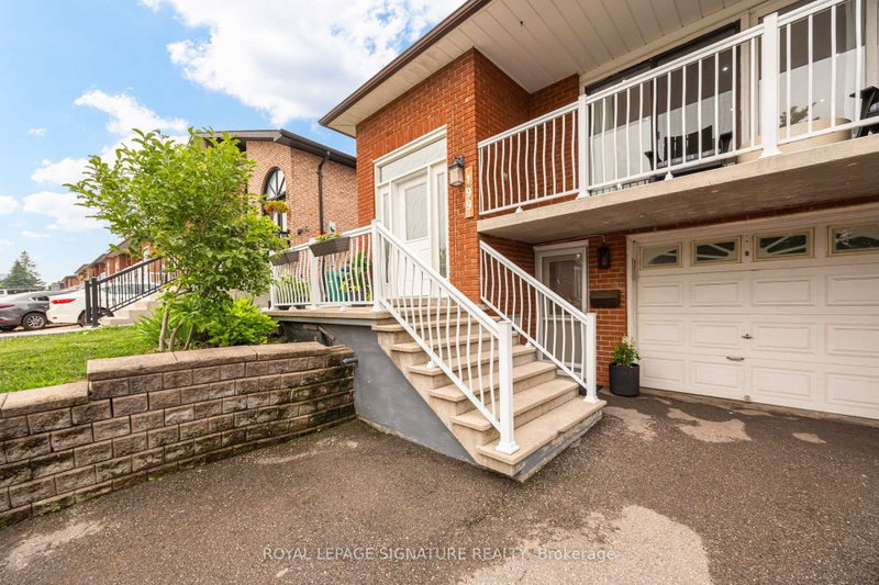 199 Chalfield Lane