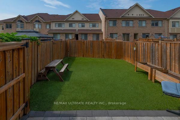 31 Davenfield Circle • Brampton, ON photo 24